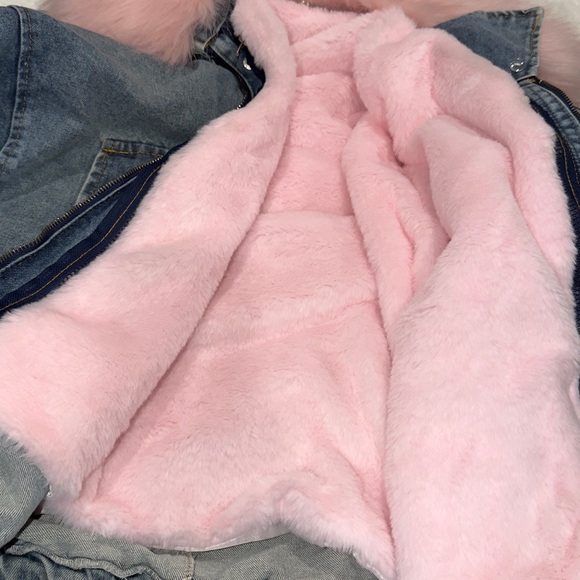 Women's Denim Jacket with Pink Fur Trim - Picture 3 of 4